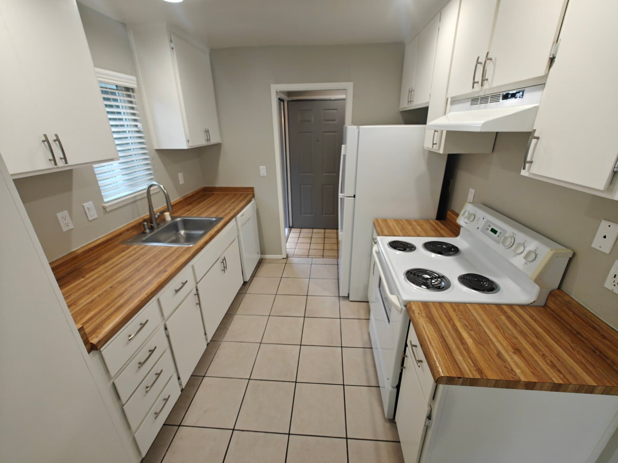 Concord Apartment: 1079 Mohr Ln