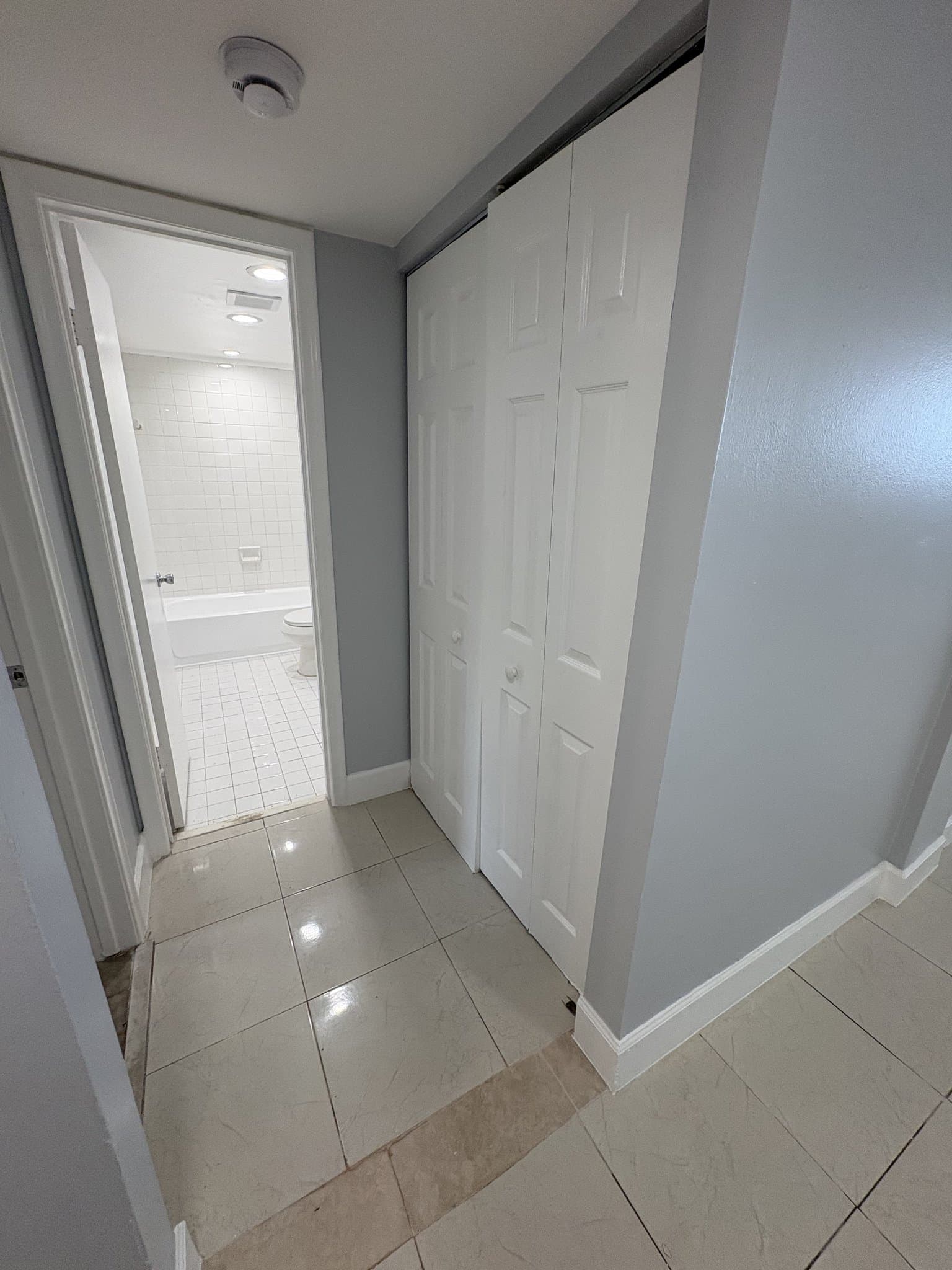 hialeah gardens Condo: 10080 nw. 80 ct