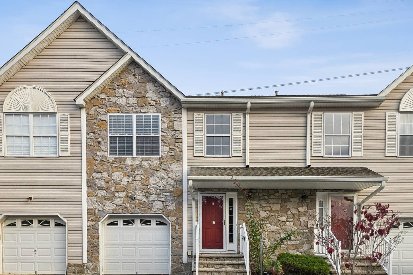 Somerset Townhome: 4 Jill Ct