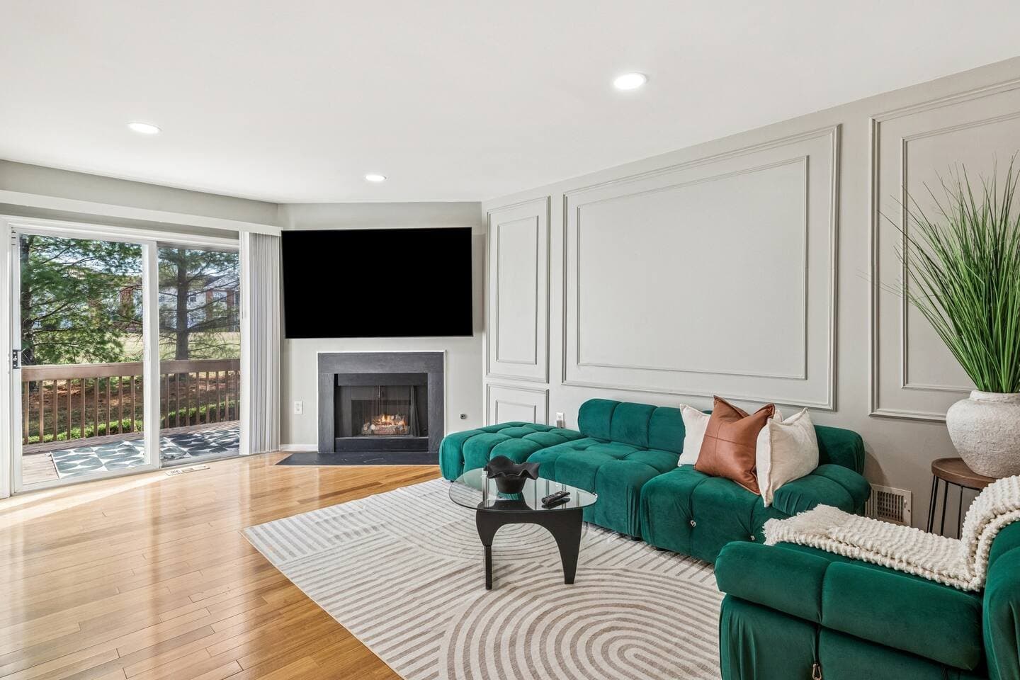 Somerset Townhome: 4 Jill Ct