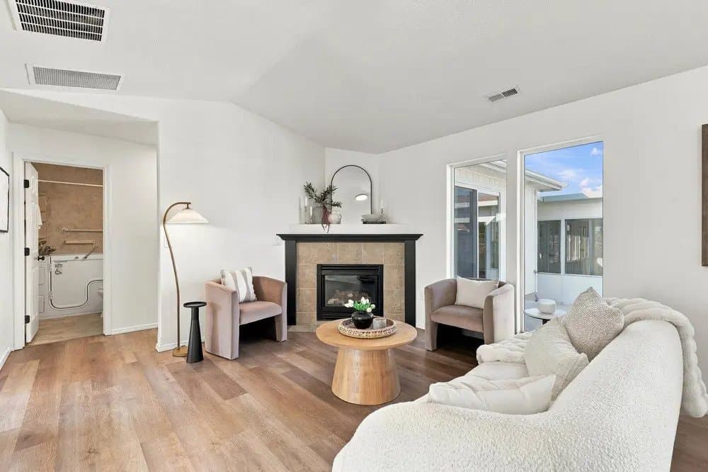 Airway Heights House: 10220 W 10th Ave