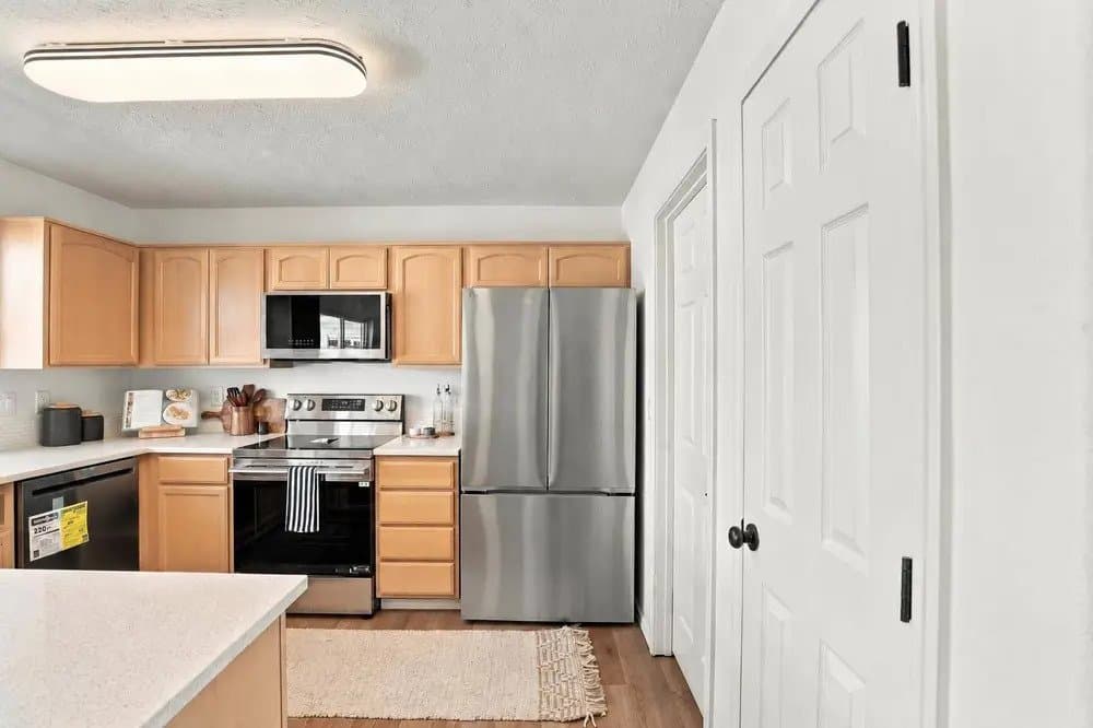 Airway Heights House: 10220 W 10th Ave