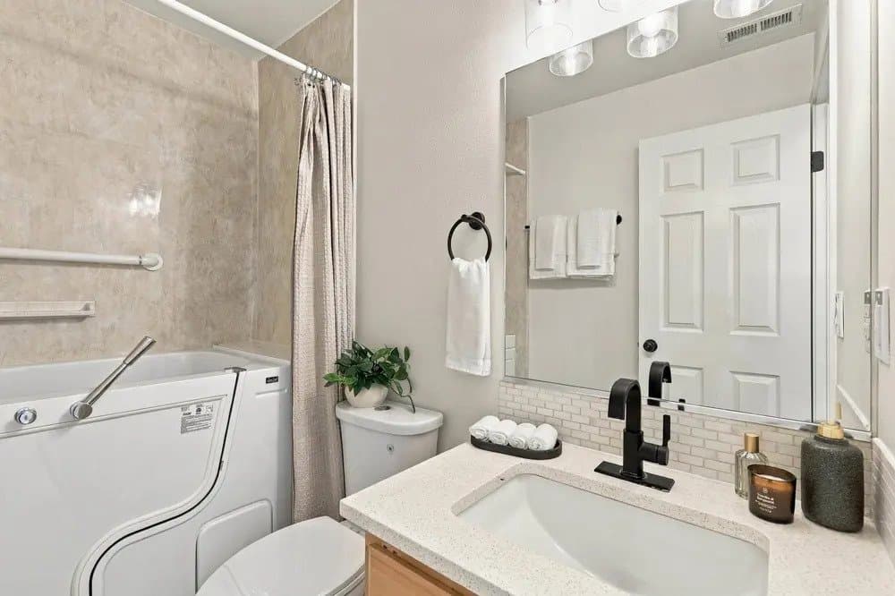 Airway Heights House: 10220 W 10th Ave