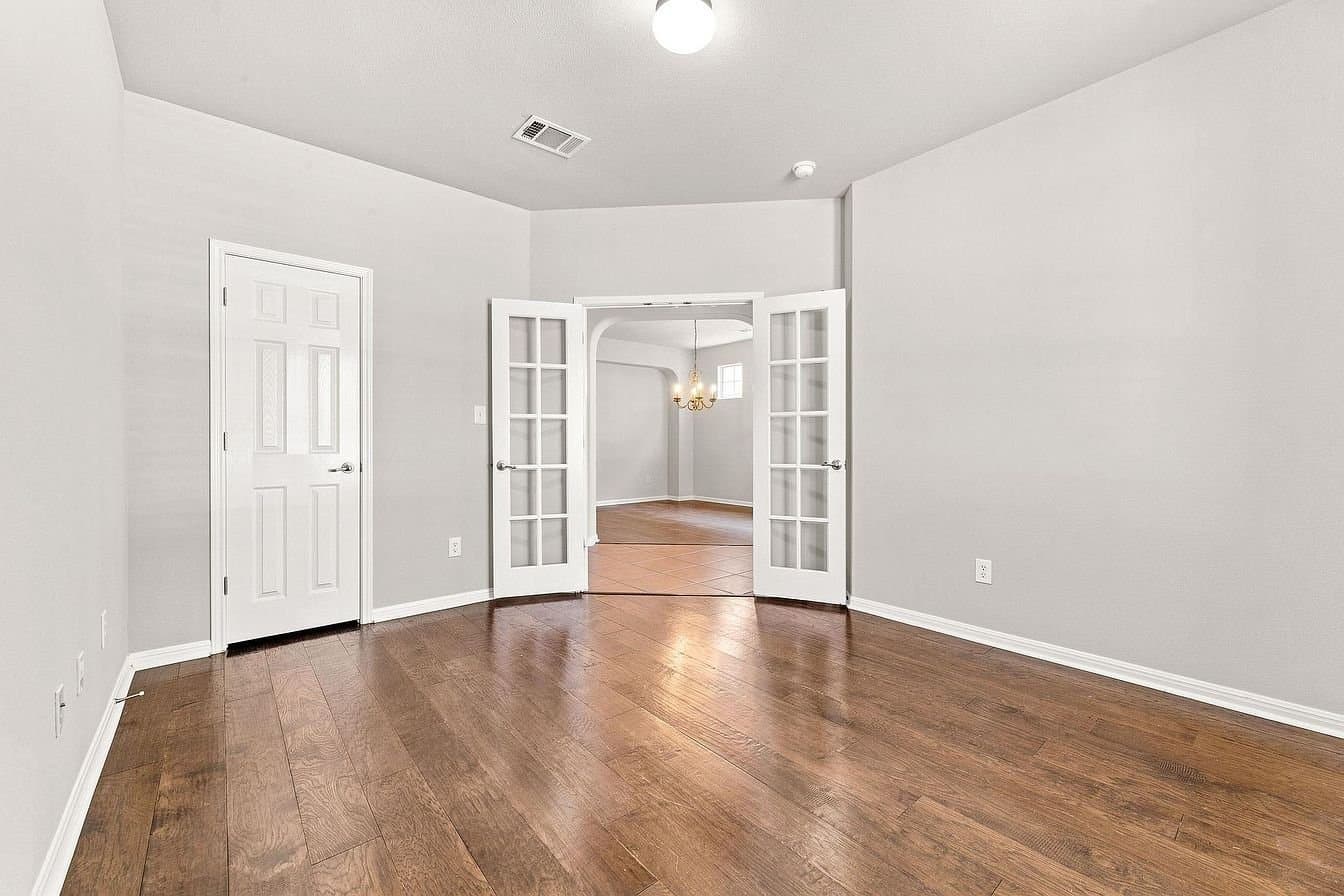 Austin House: 15616 Belfin Dr