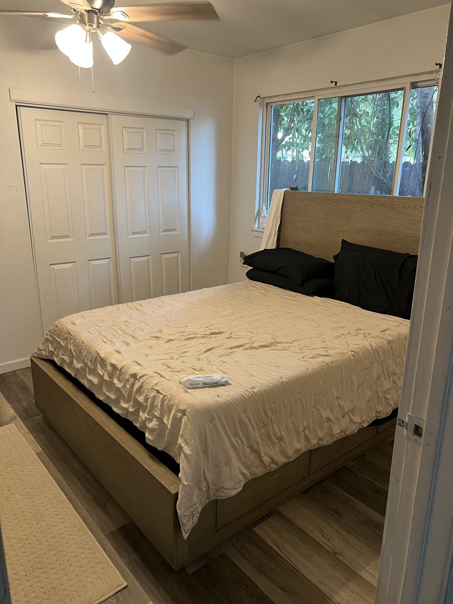 Sacramento House: 321 Bowman Ave