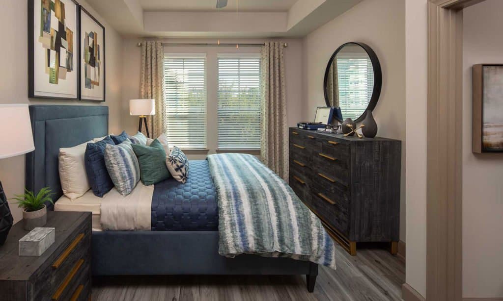 Atlanta House: 35 Pharr Rd