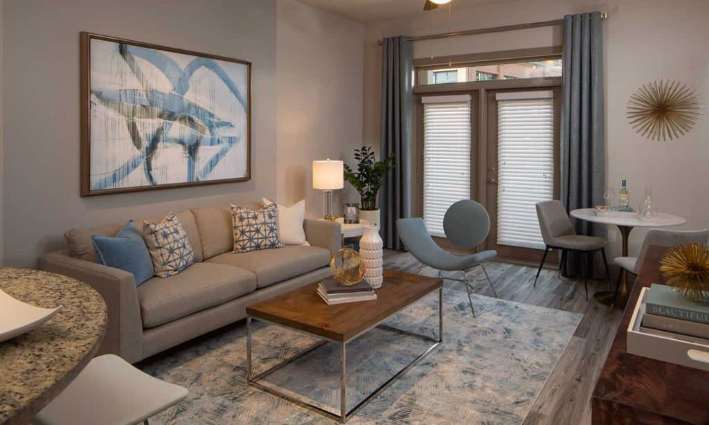 Atlanta House: 35 Pharr Rd