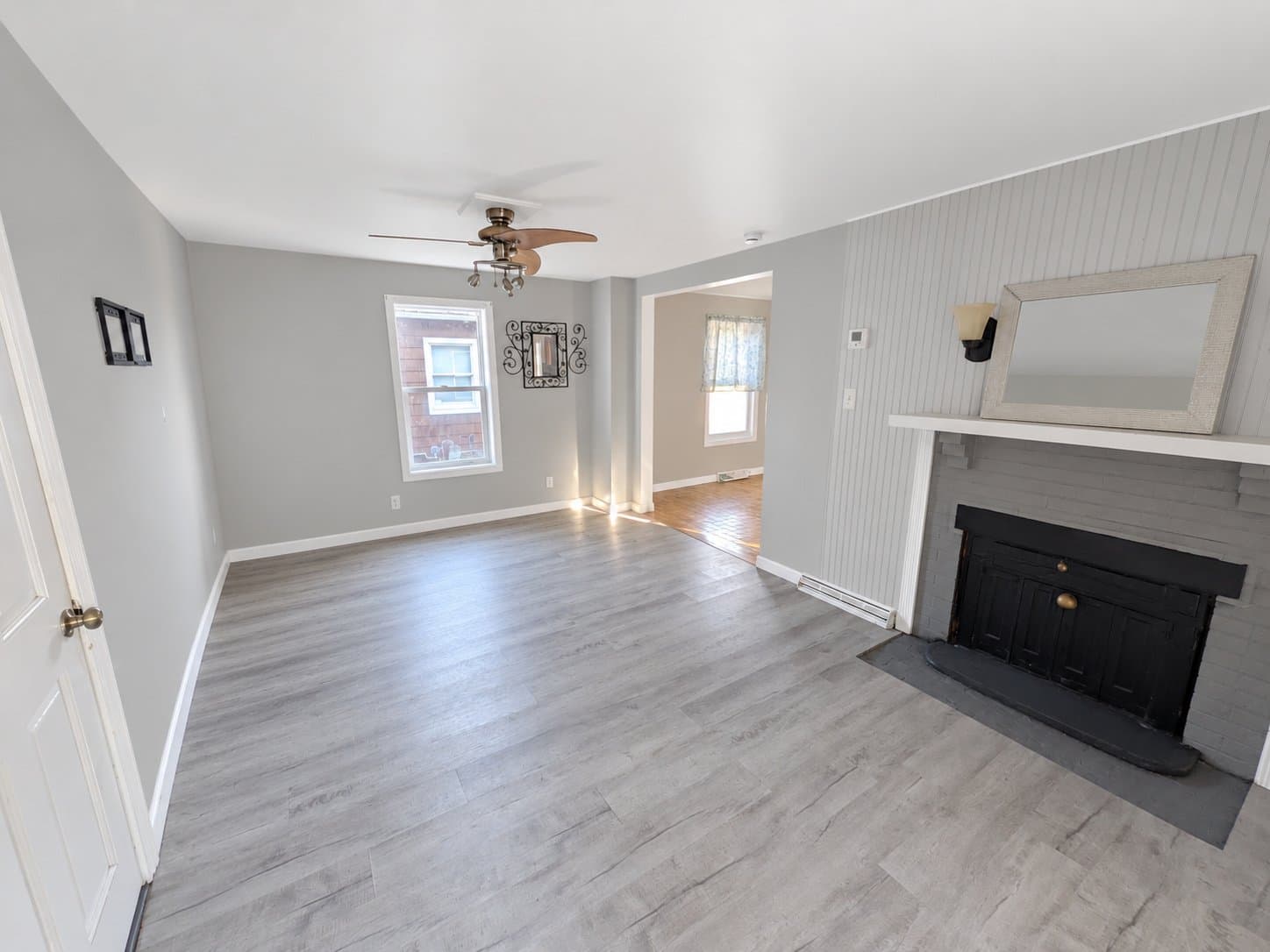 Warwick House: 70 Walton Ave