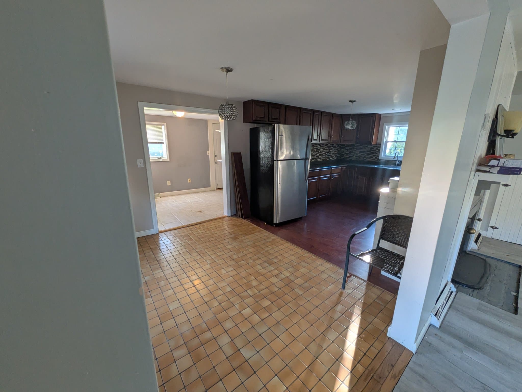 Warwick House: 70 Walton Ave