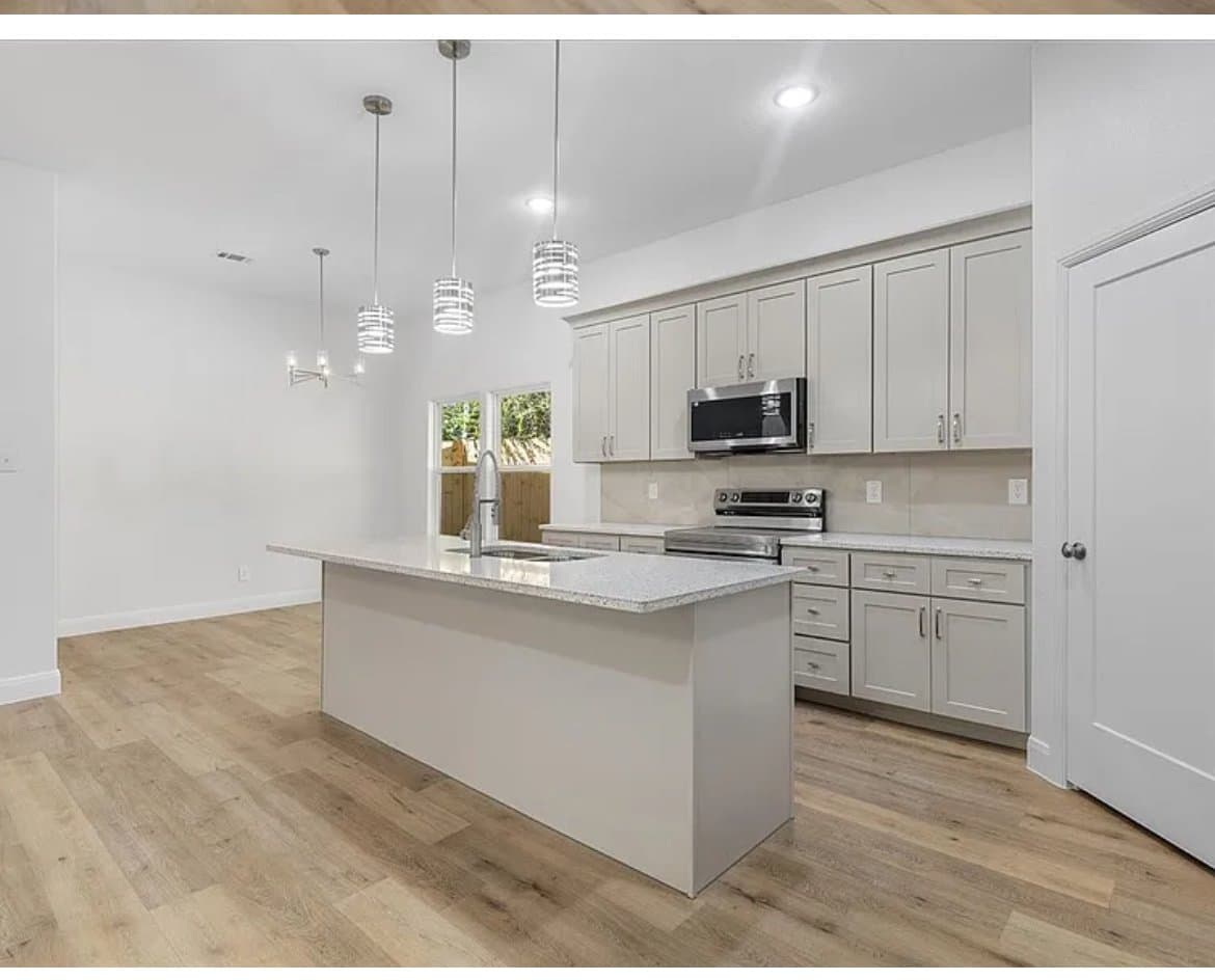 Fort Worth House: 4715 Ramey Ave