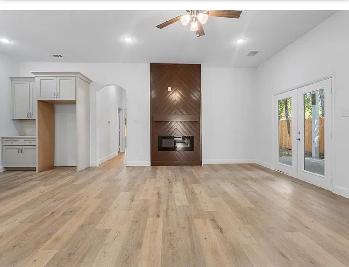 Fort Worth House: 4715 Ramey Ave