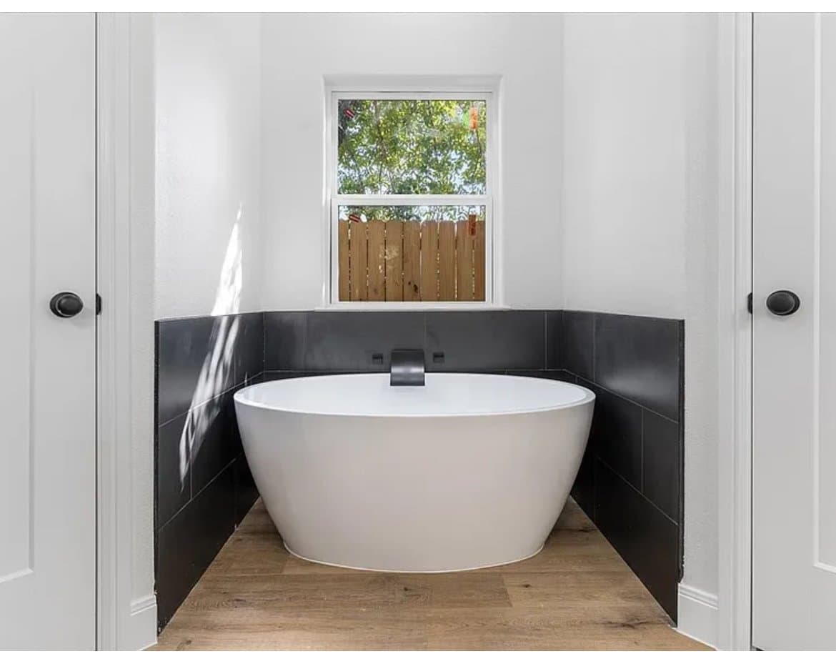 Fort Worth House: 4715 Ramey Ave