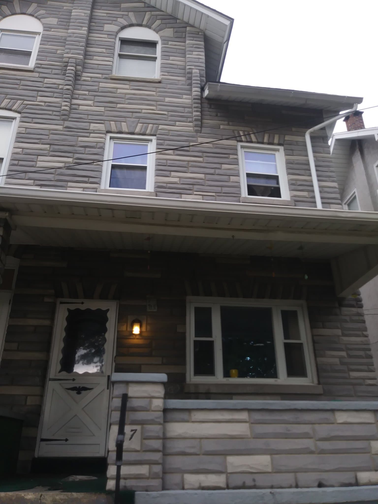 Reading Townhome: 117 Upland Ave