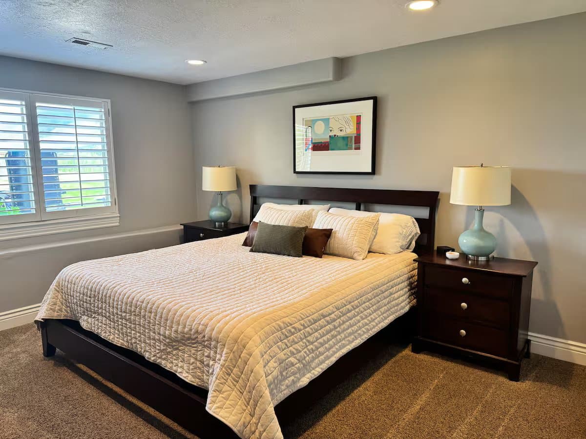 Farmington House: 246 Limousine Ct