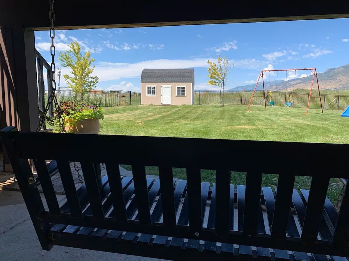 Farmington House: 246 Limousine Ct