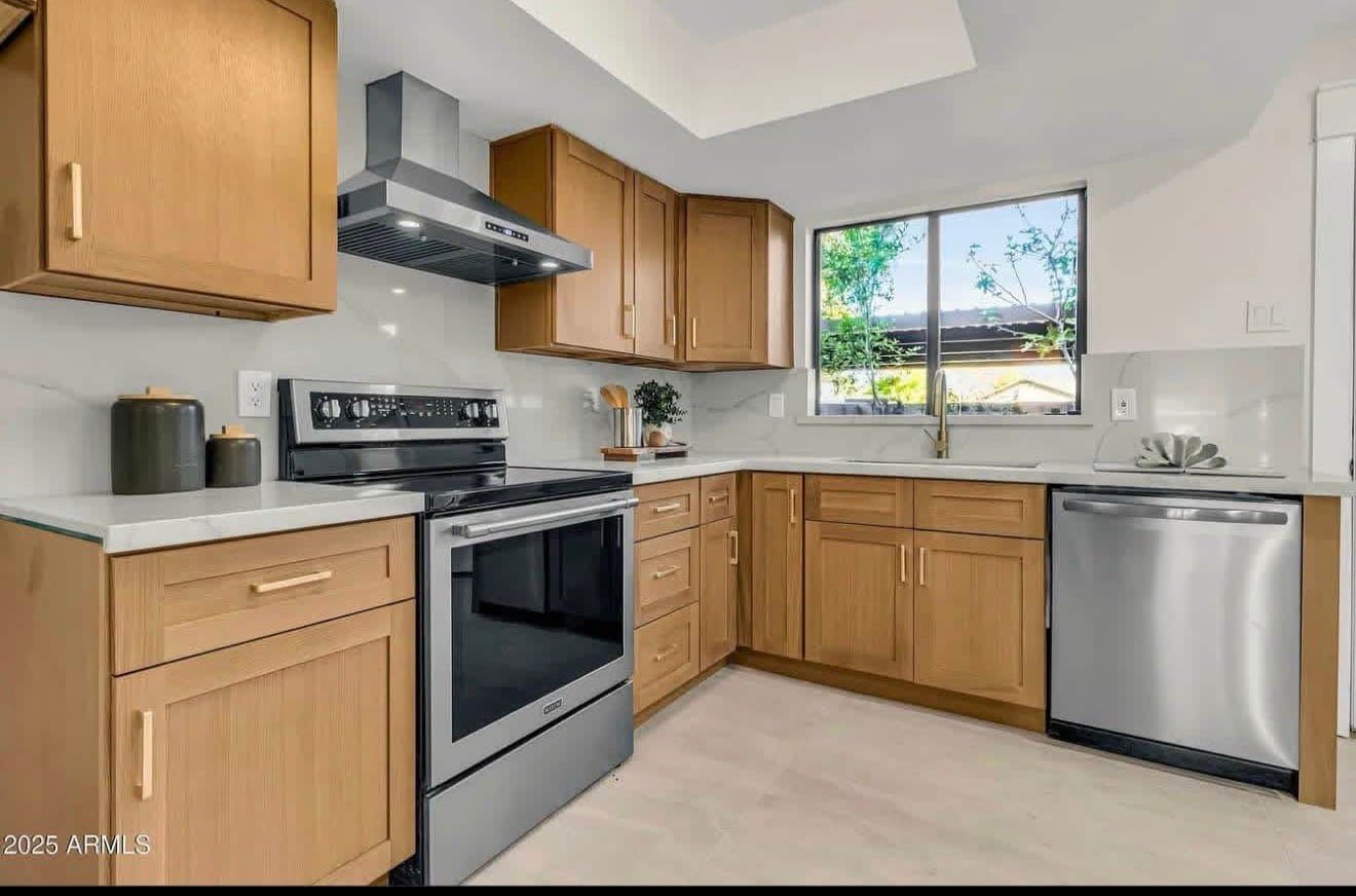 Gilbert Townhome: 170 E Guadalupe Rd