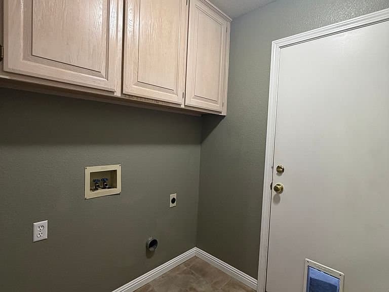 Rocklin House: 4758 Stuart St