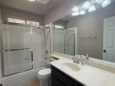 Rocklin House: 4758 Stuart St