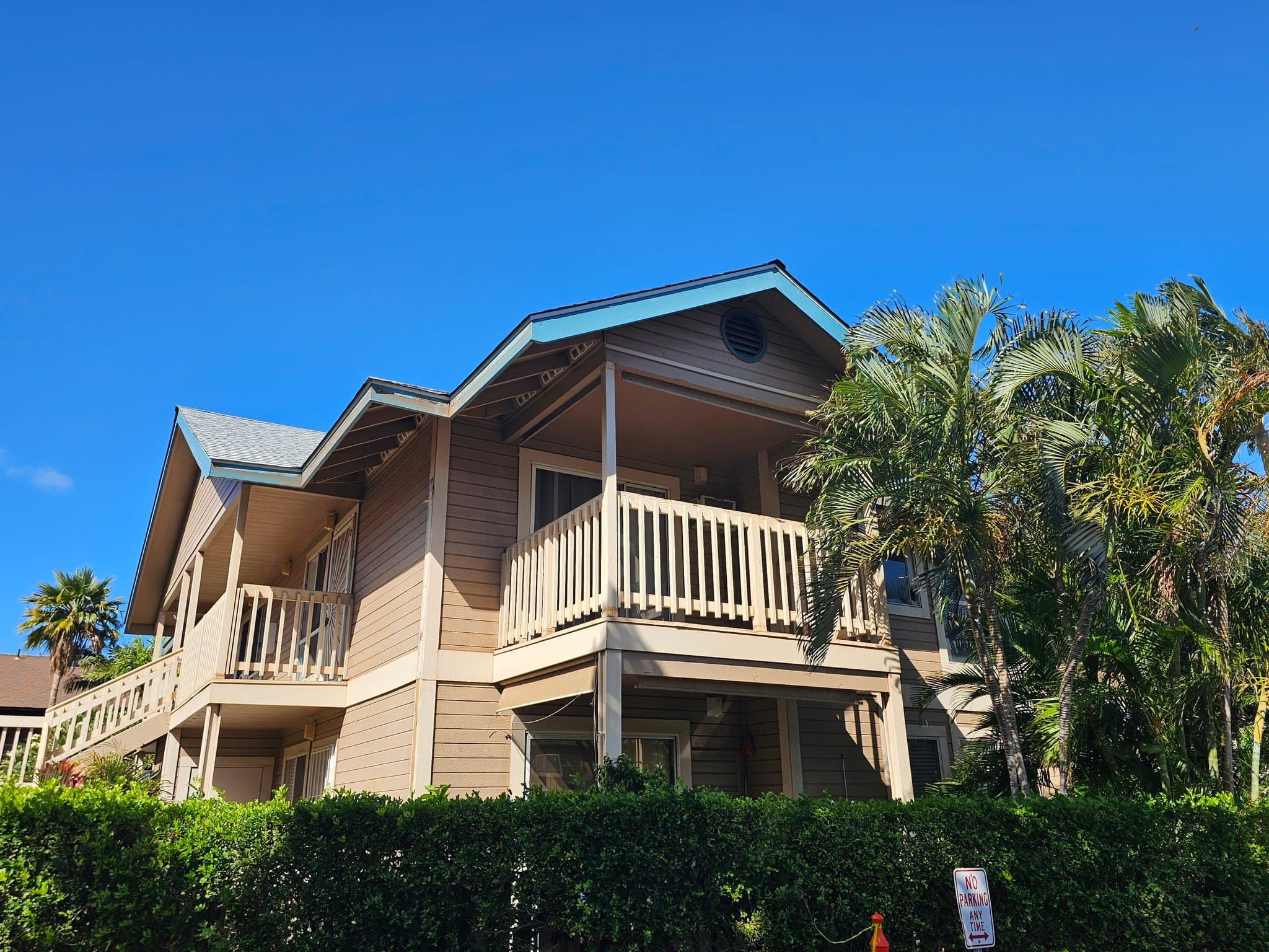 Kihei Condo: 480 Kenolio Rd