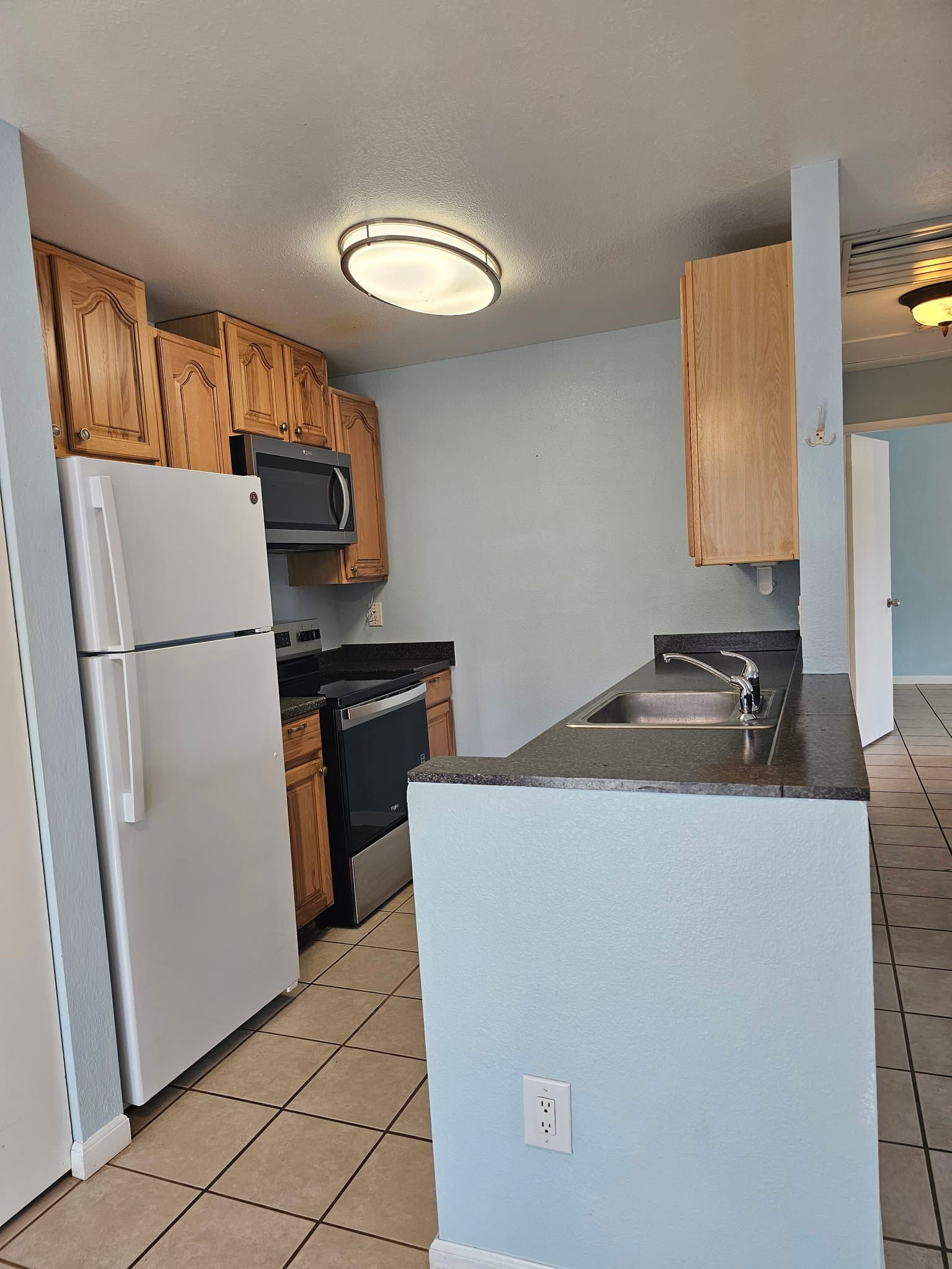 Kihei Condo: 480 Kenolio Rd