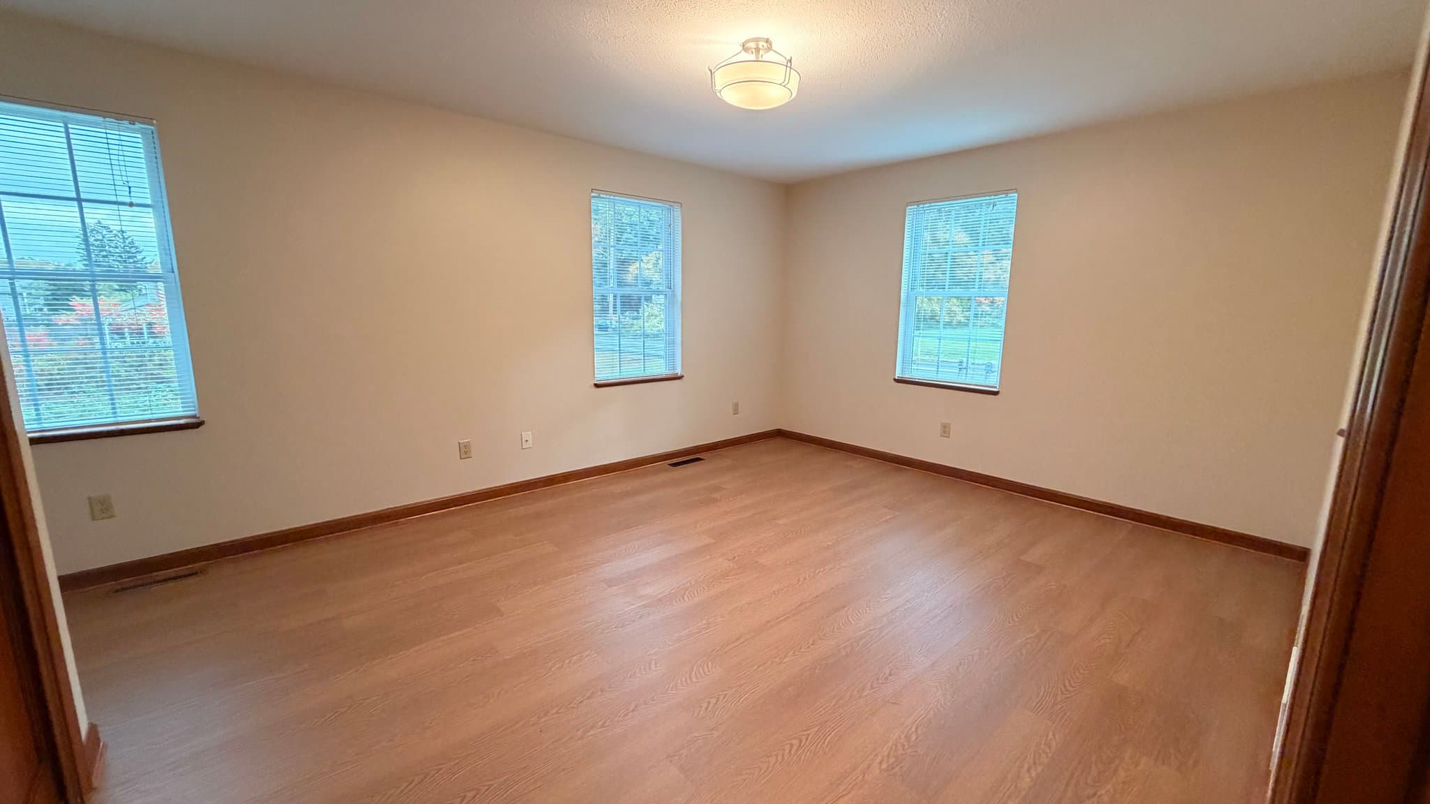 Westfield Multiplex: 683 Russell Rd