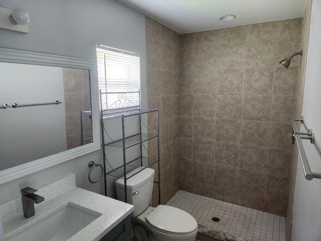 Cape Coral House: 610 SE 14th Ter