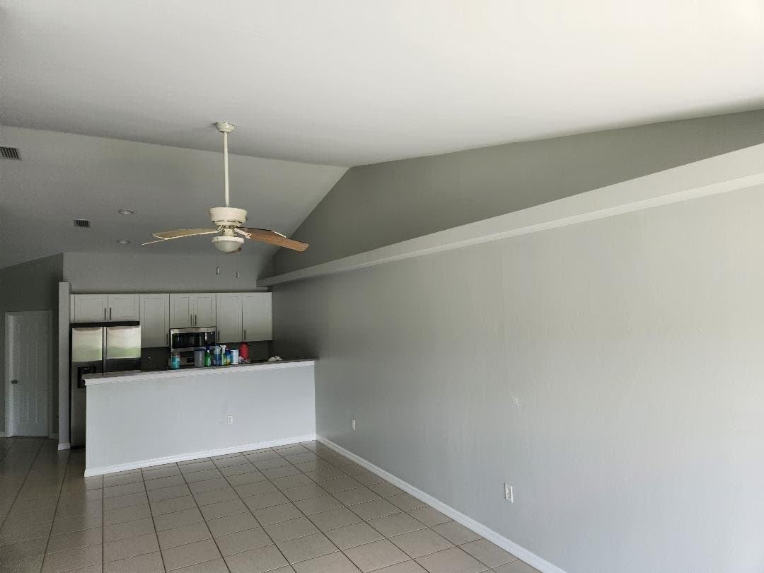 Cape Coral House: 610 SE 14th Ter