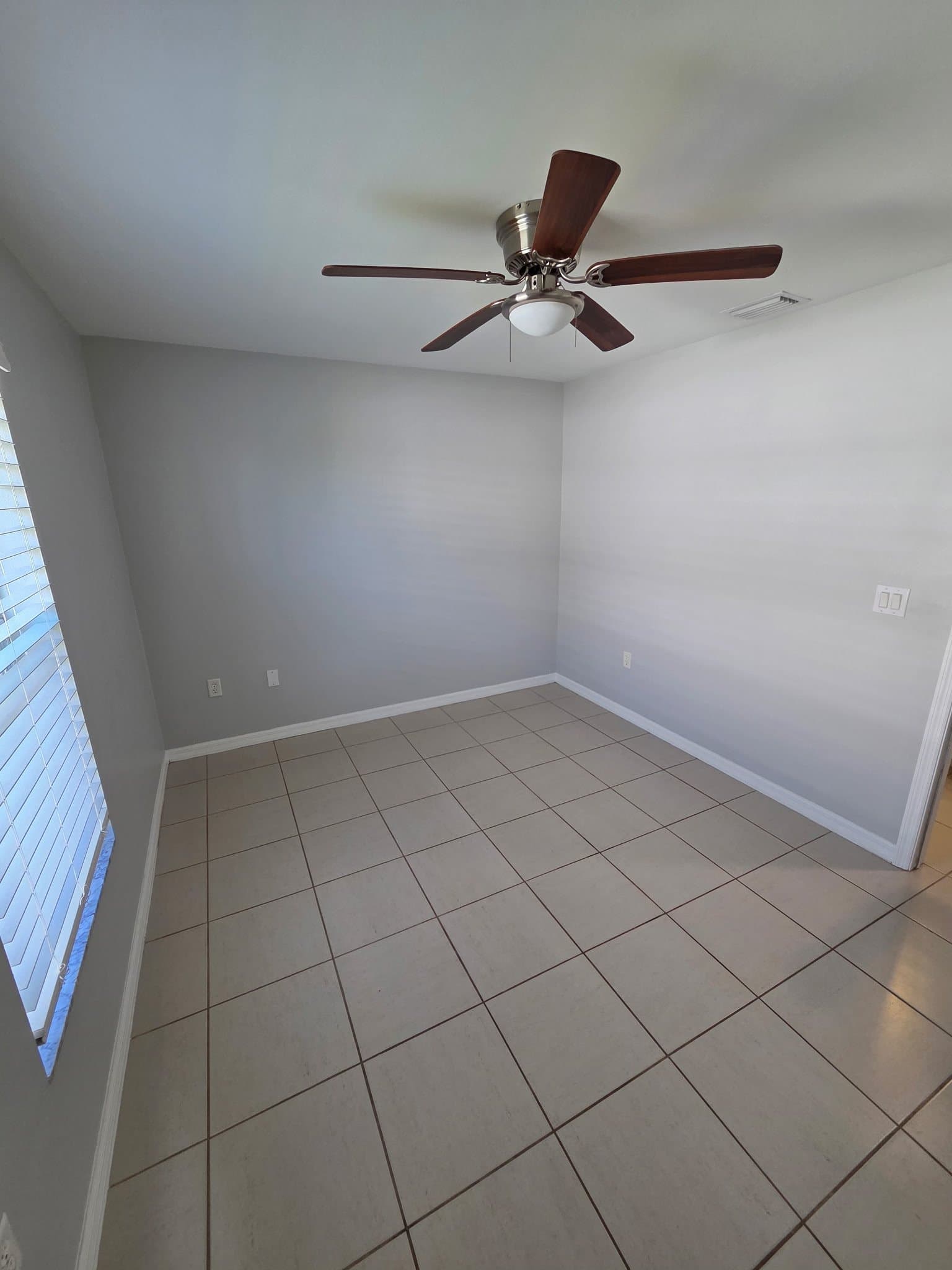 Cape Coral House: 610 SE 14th Ter