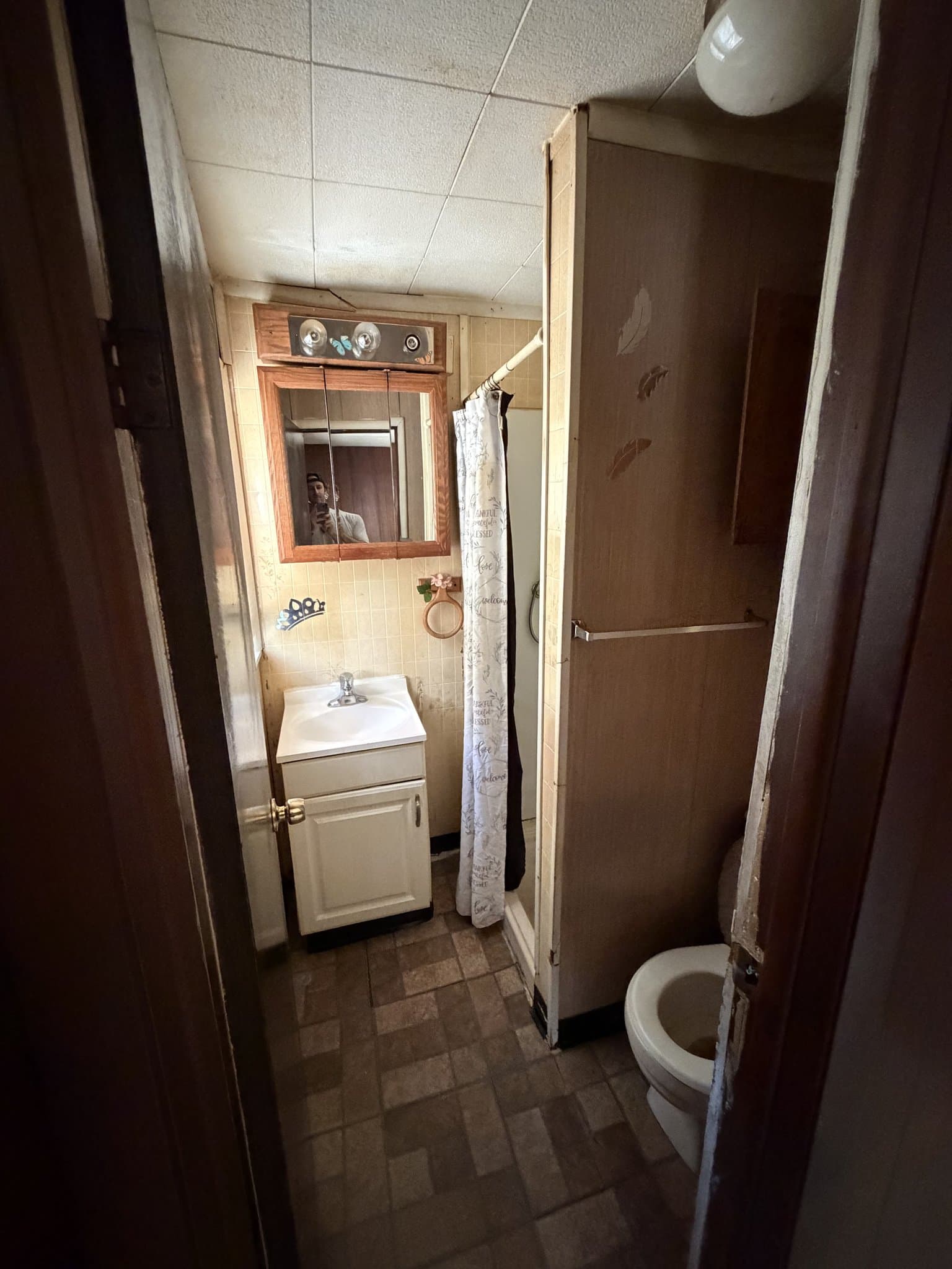 Saint Louis House: 136 S Clark Ave