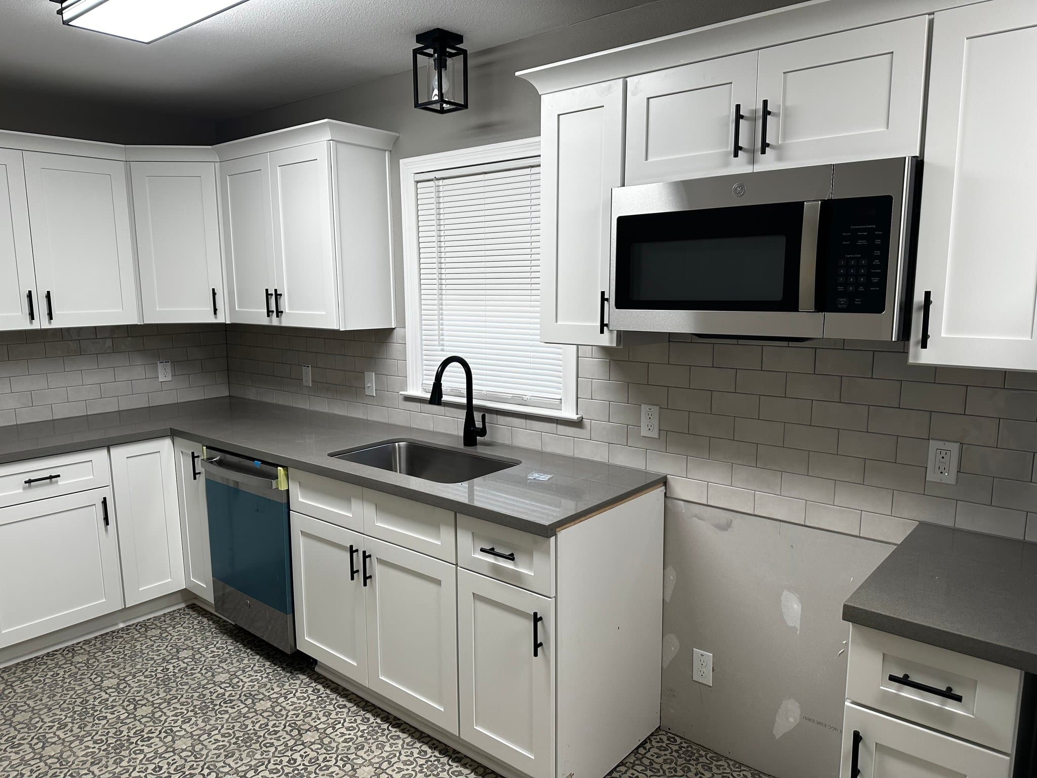 Groves House: 5209 Main Ave