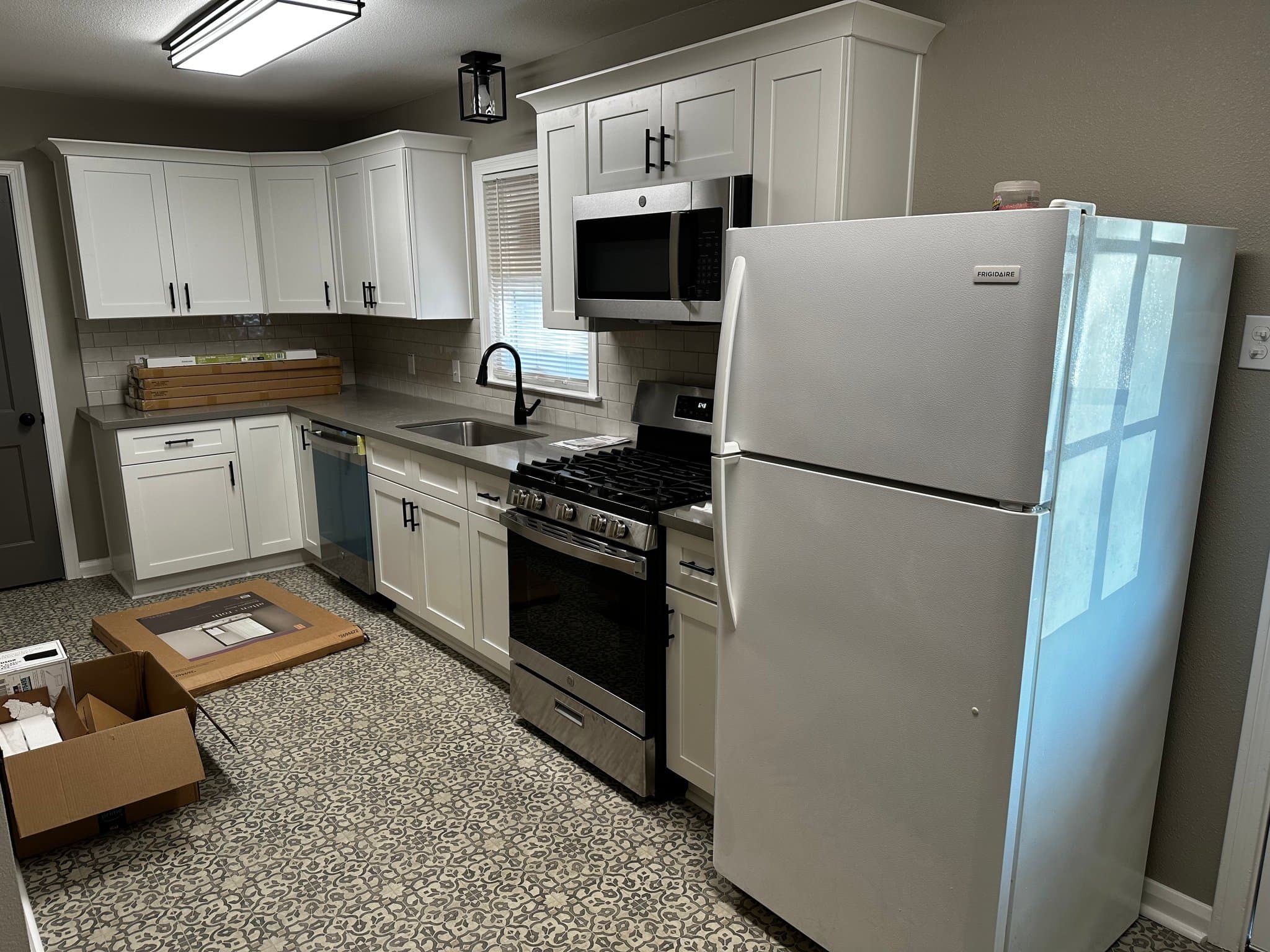 Groves House: 5209 Main Ave