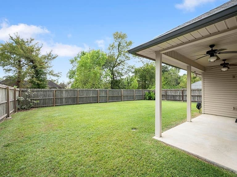 Baton Rouge House: 9346 Falling Oak Dr