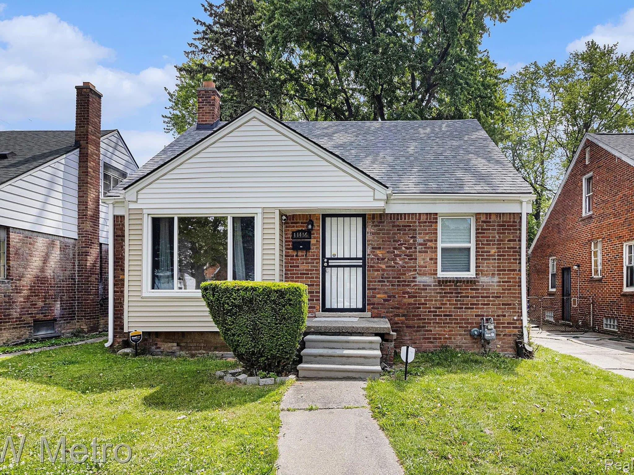 Detroit House: 11416 Pierson St