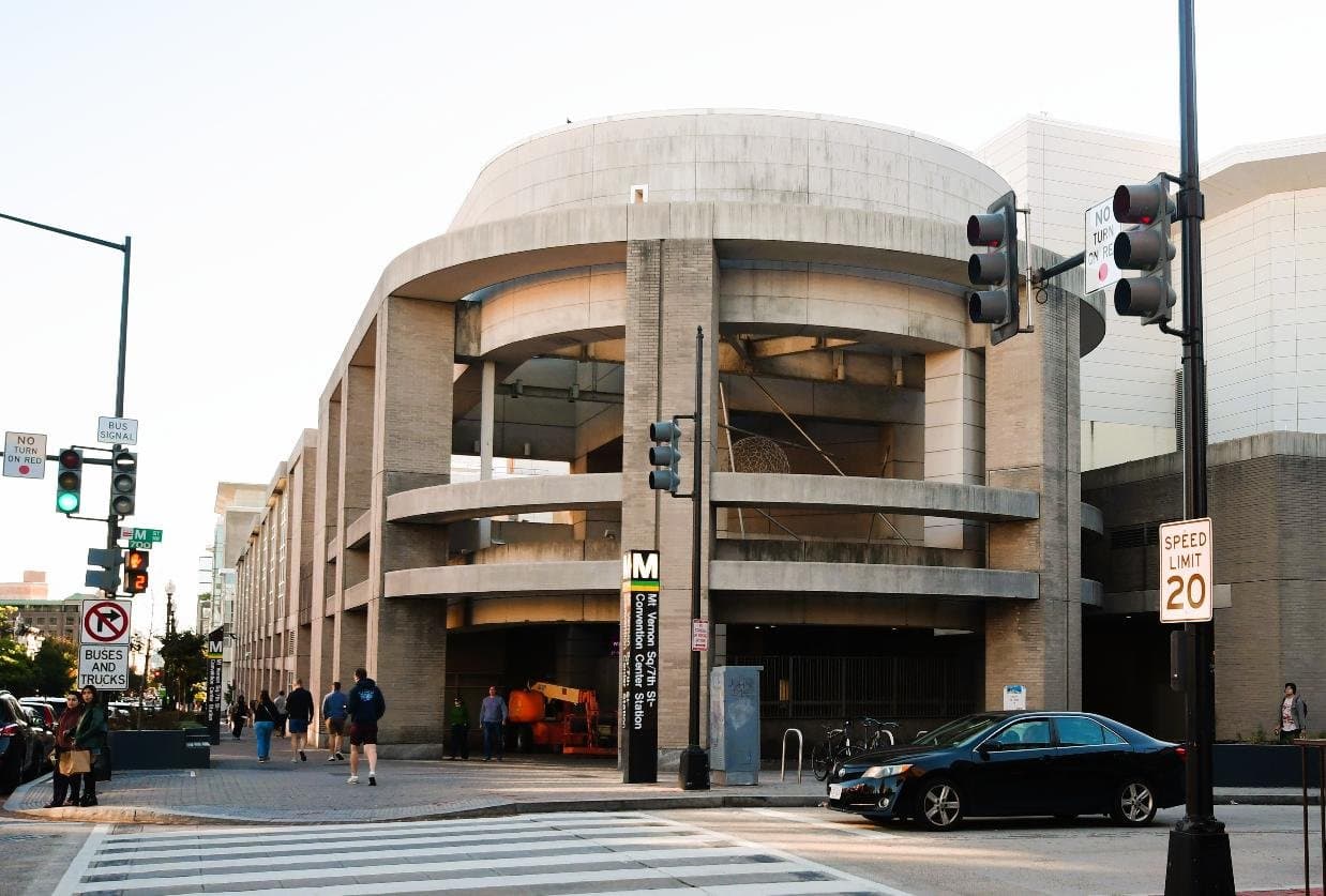 Washington Multiplex: 457 Ridge St NW