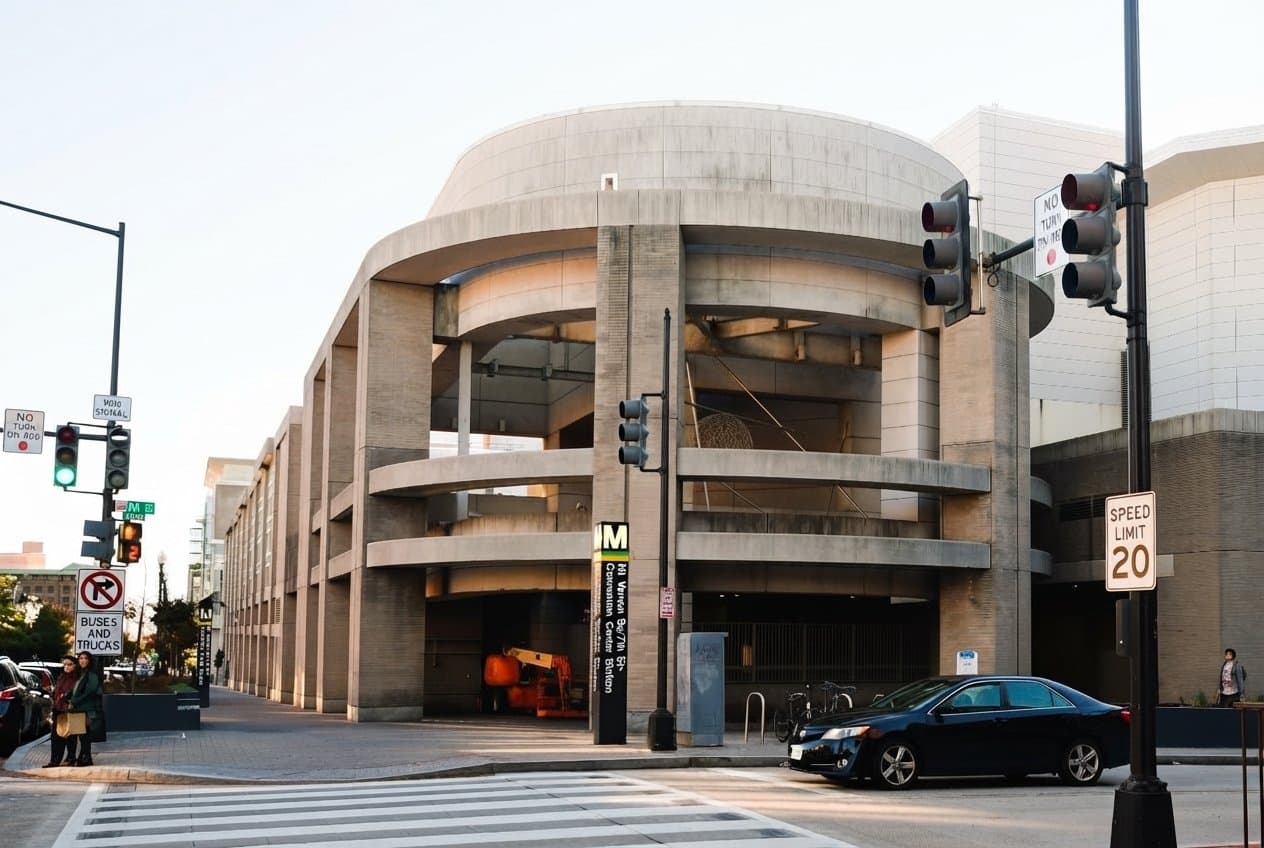Washington Multiplex: 457 Ridge St NW