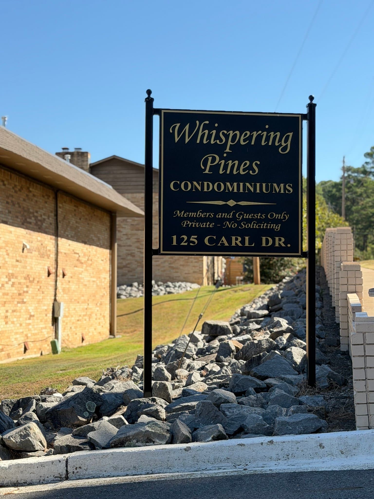 Hot Spring Condo: 125 Carl Dr.