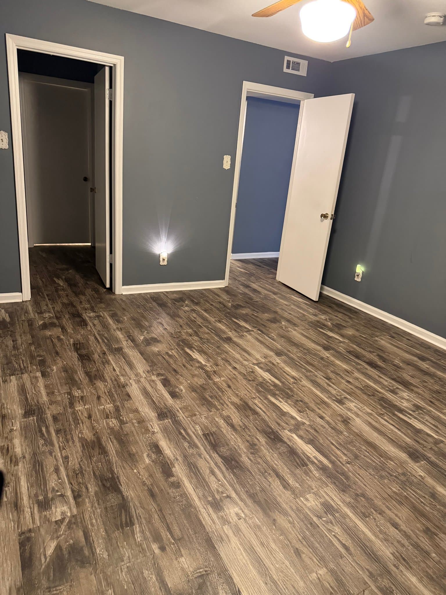 Hot Spring Condo: 125 Carl Dr.