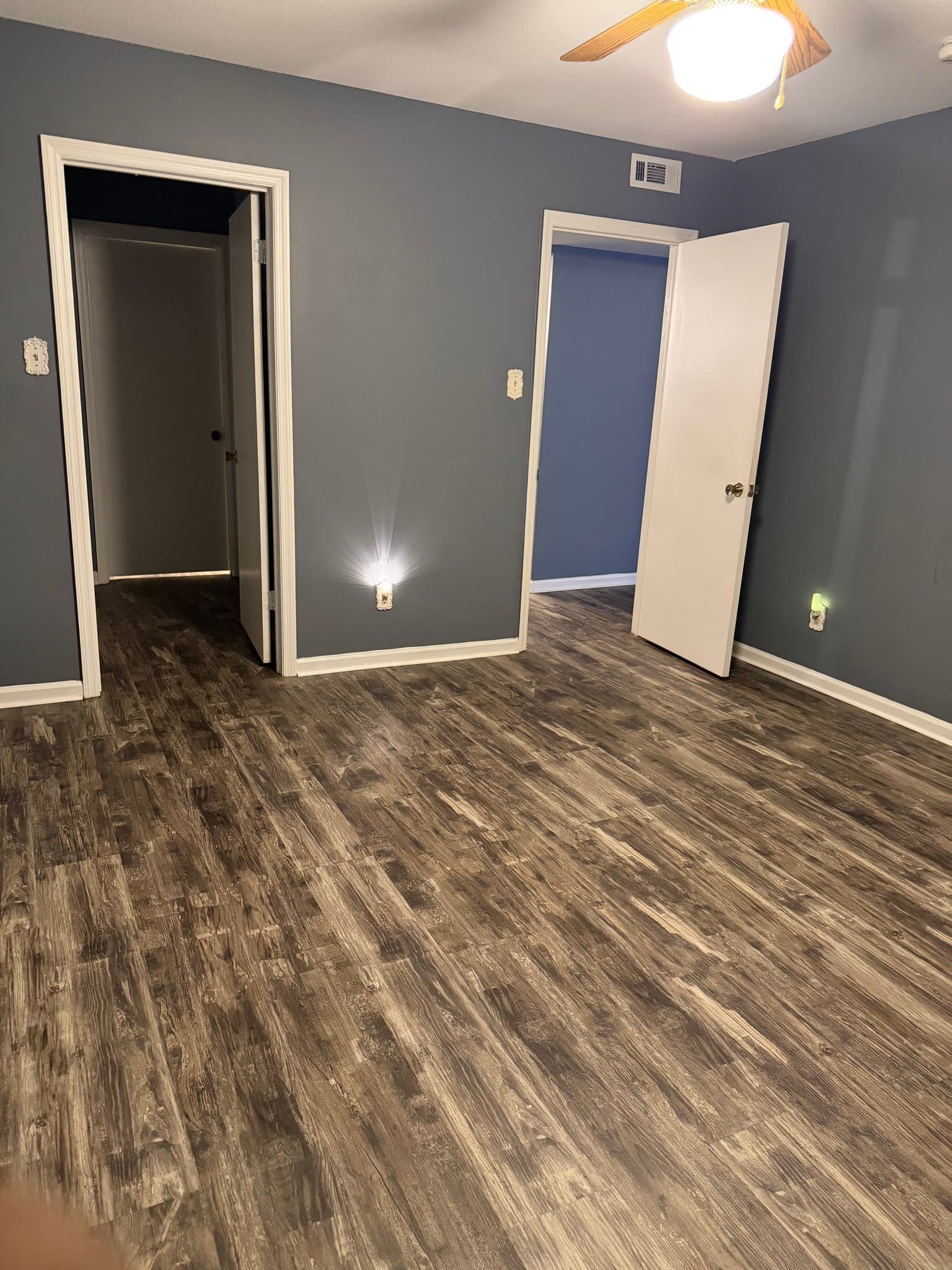 Hot Spring Condo: 125 Carl Dr.