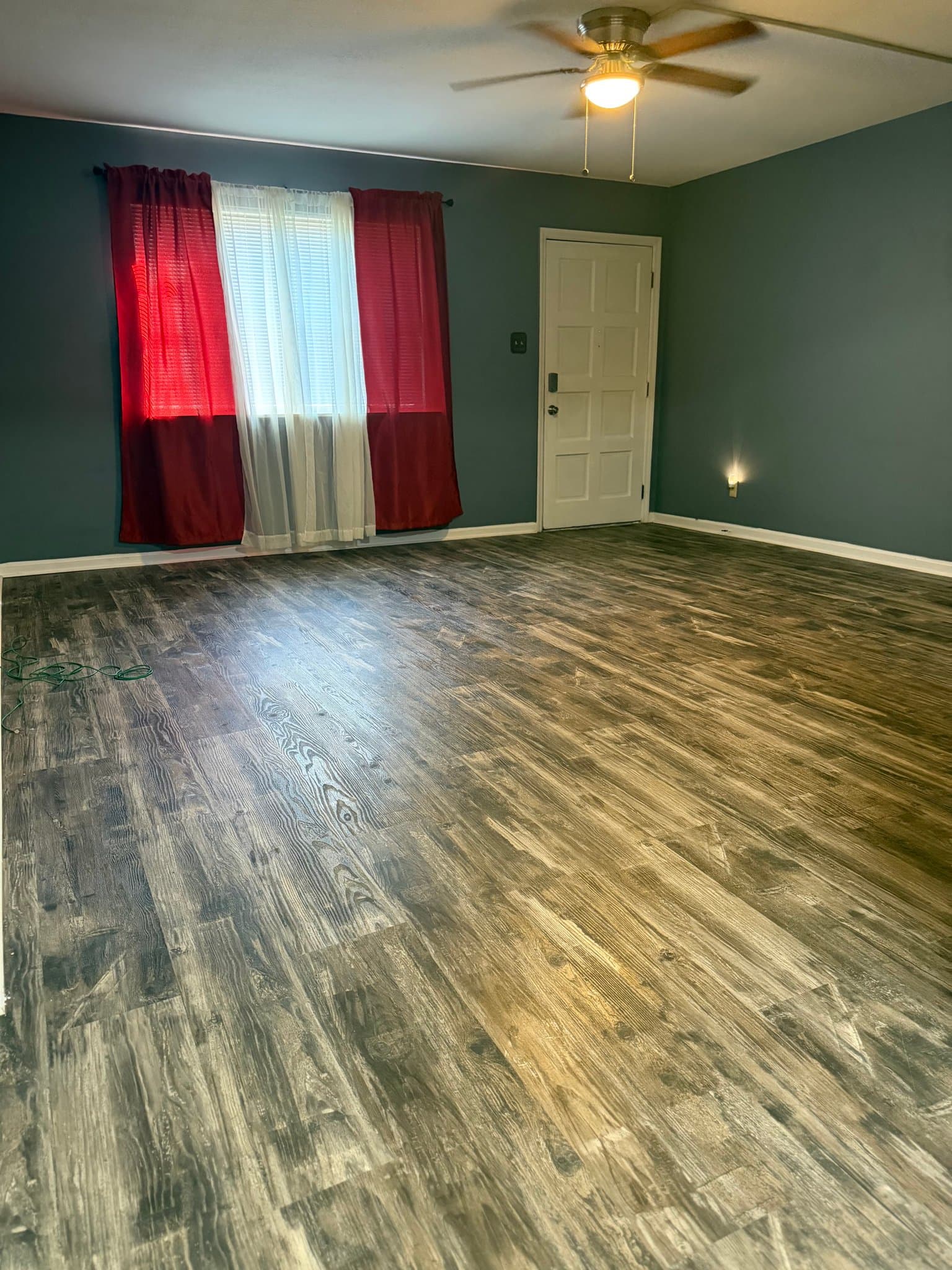 Hot Spring Condo: 125 Carl Dr.
