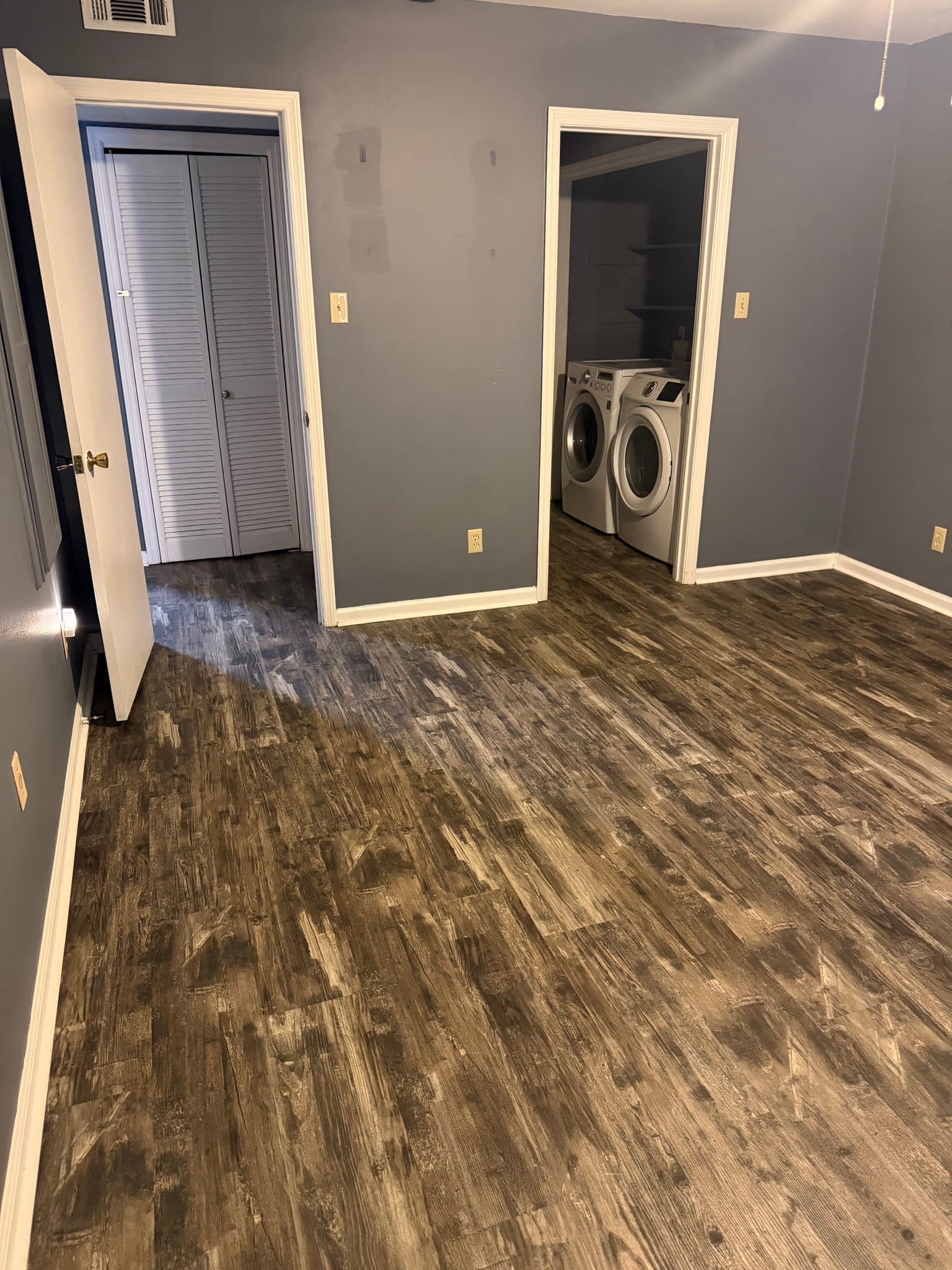 Hot Spring Condo: 125 Carl Dr.