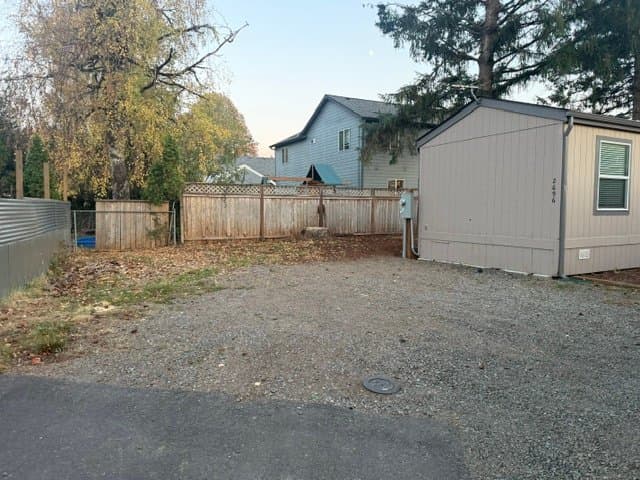Gresham House: 2696 SE Palmquist Rd