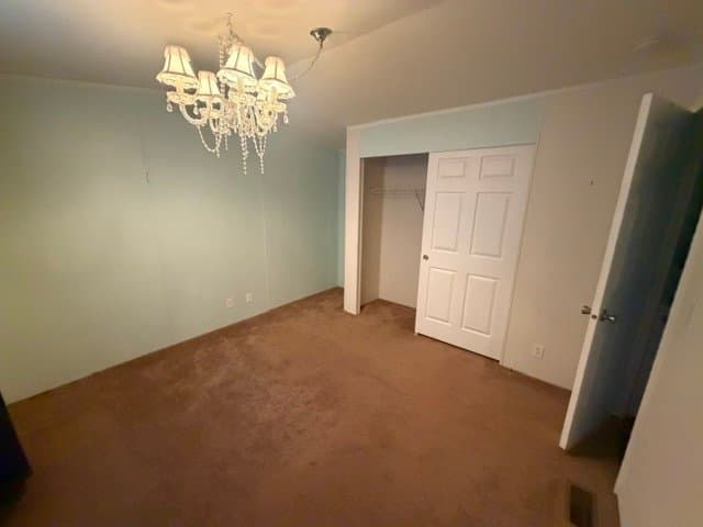 Gresham House: 2696 SE Palmquist Rd