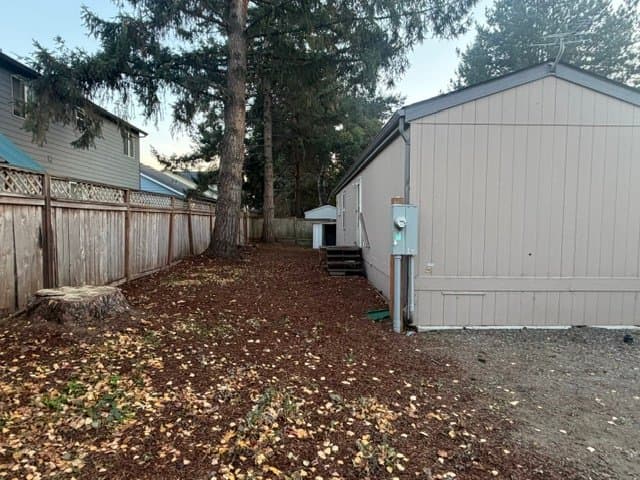 Gresham House: 2696 SE Palmquist Rd
