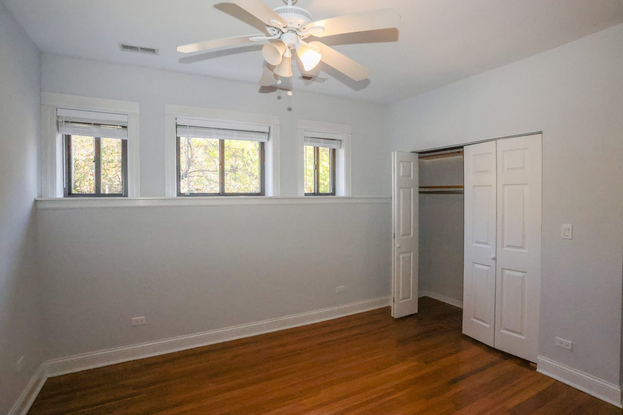 Chicago Apartment: 901 Sheridan