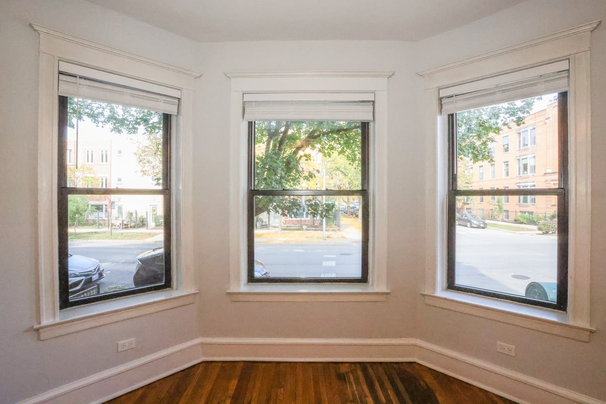 Chicago Apartment: 901 Sheridan