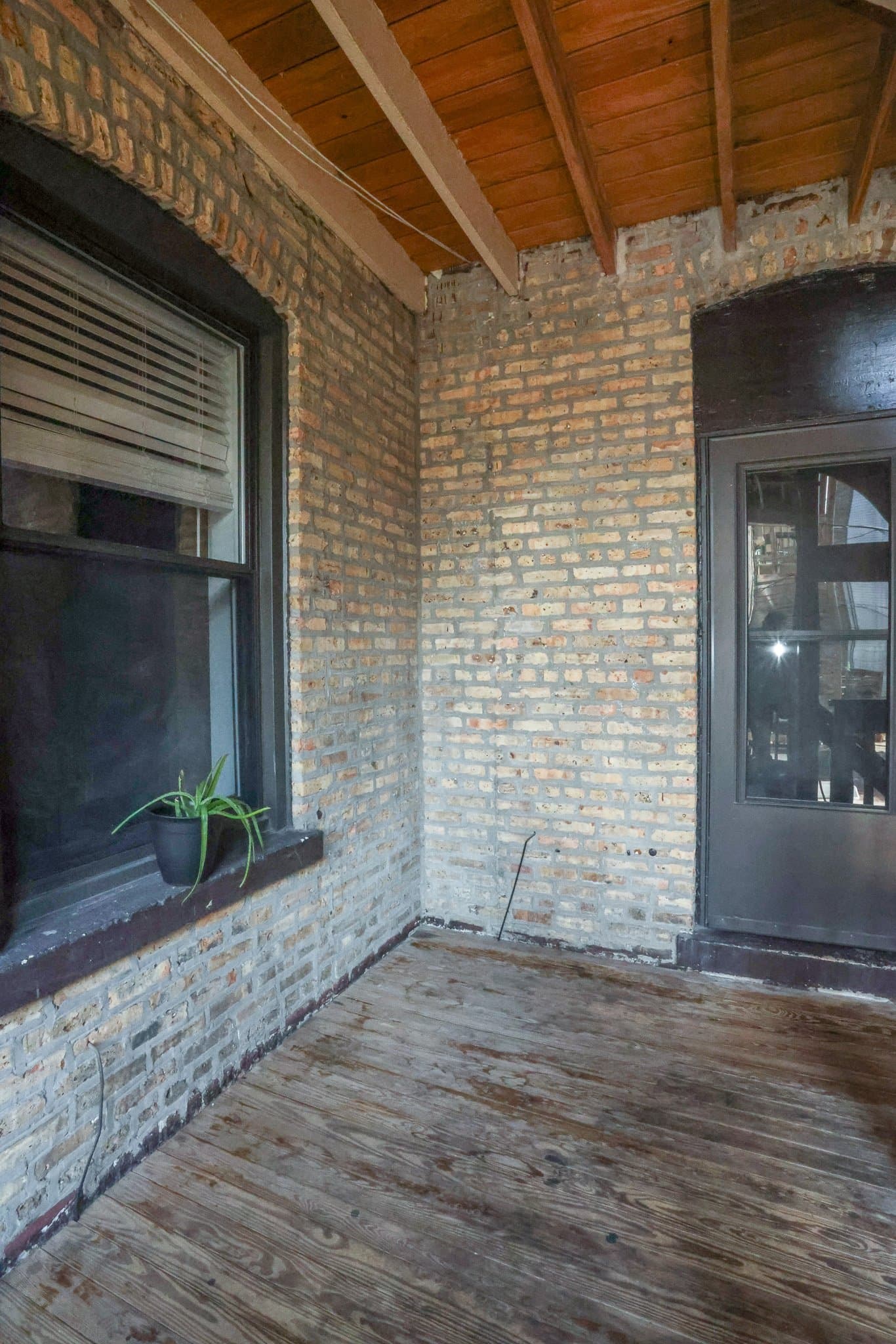 Chicago Apartment: 901 Sheridan