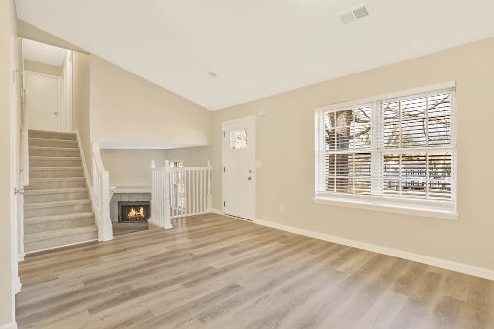 Stone Mountain House: 4625 High Collier Walk