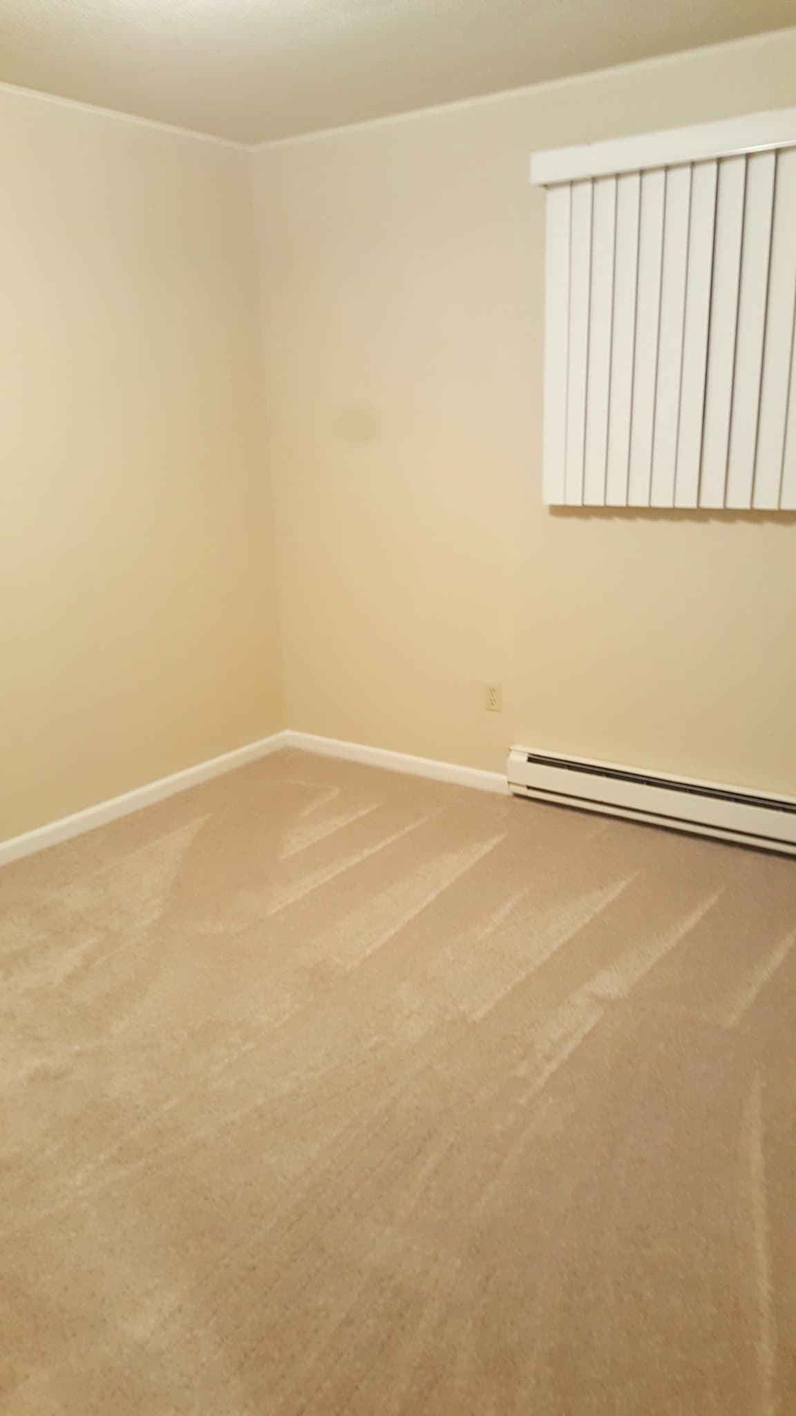 Anchorage Multiplex: 14231 Sunview Dr