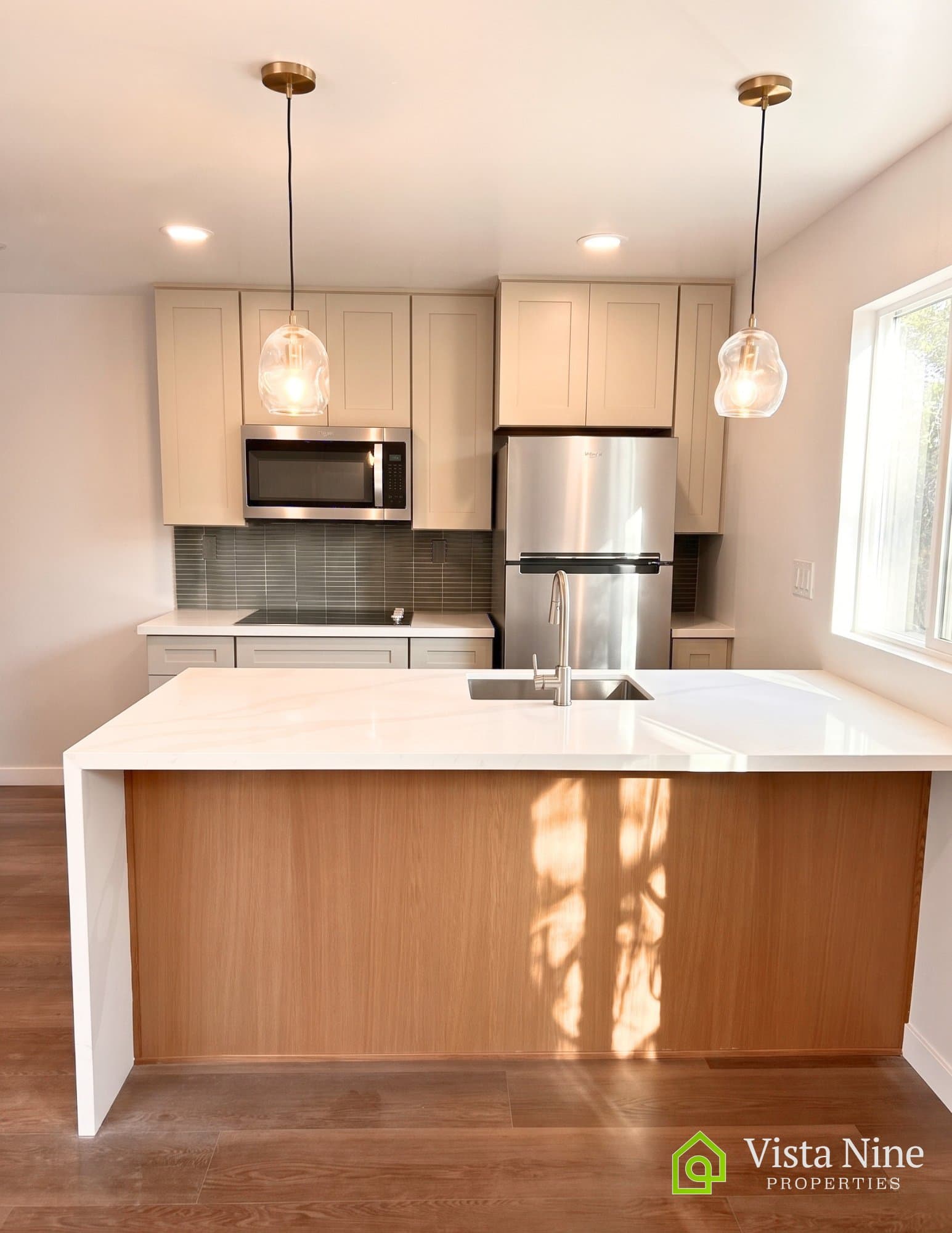 San Diego Condo: 4896 Doliva Drive