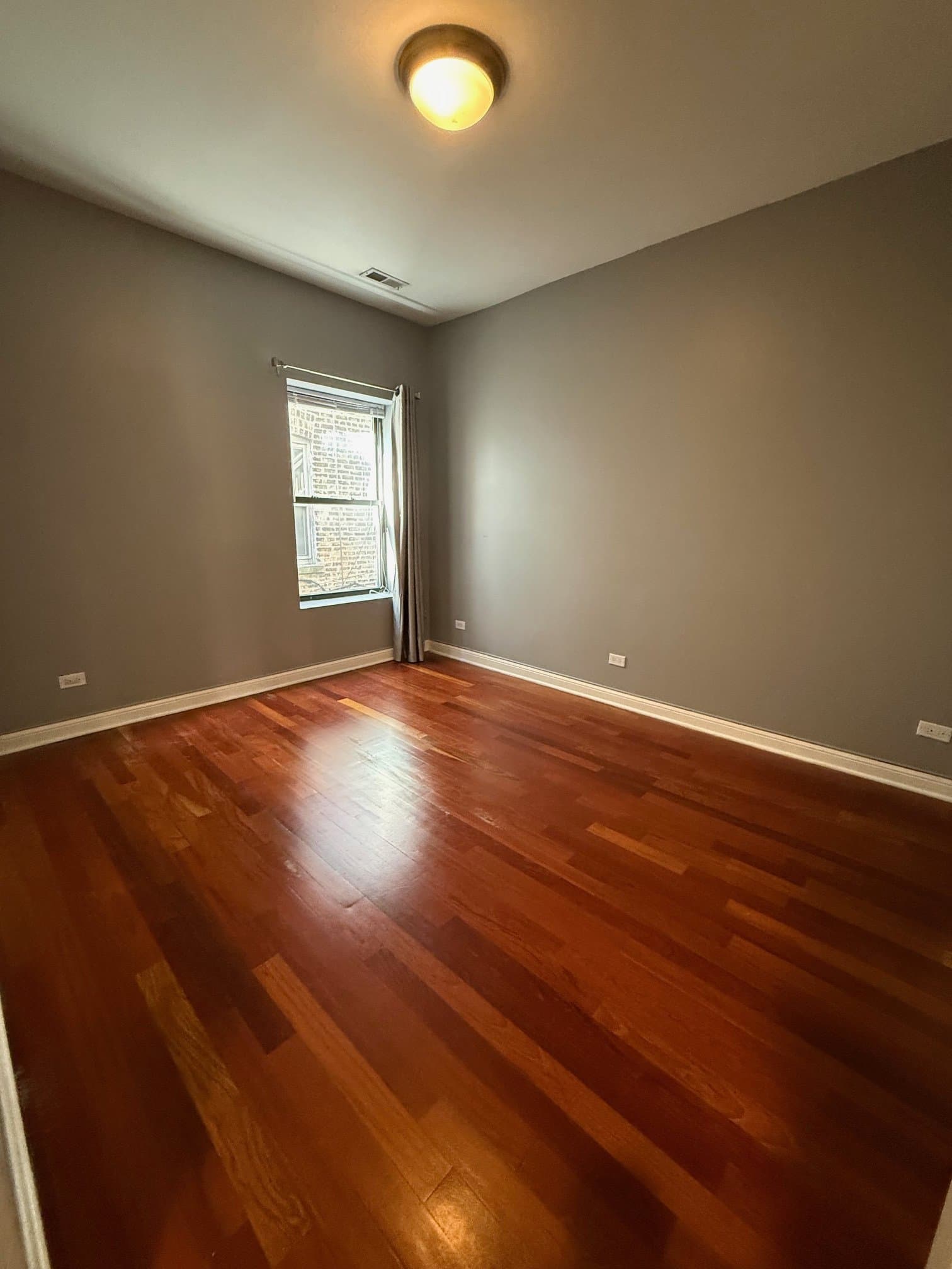 Chicago Condo: 1360 W Estes Ave